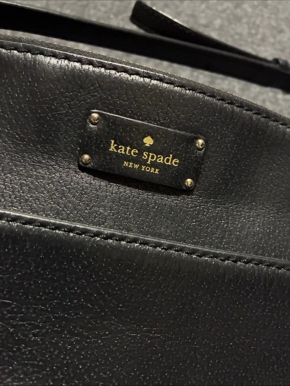👜 Kate Spade Black Pebbled Leather Crossbody Bag